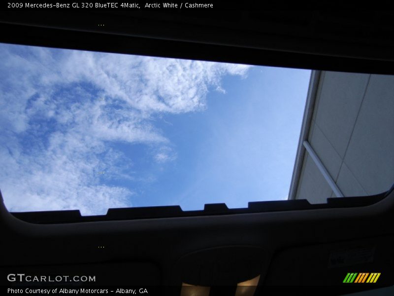 Arctic White / Cashmere 2009 Mercedes-Benz GL 320 BlueTEC 4Matic