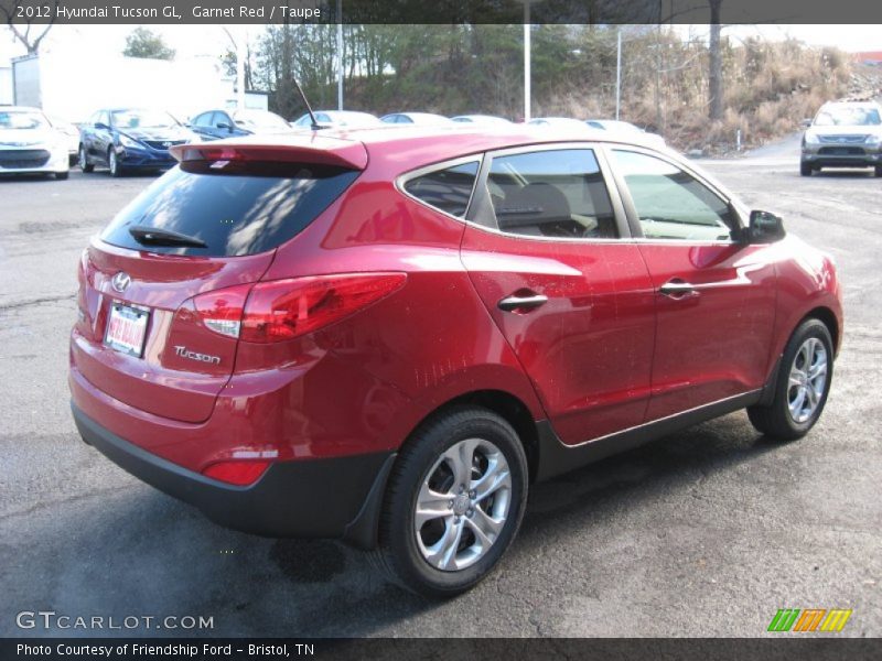 Garnet Red / Taupe 2012 Hyundai Tucson GL