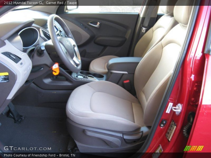  2012 Tucson GL Taupe Interior