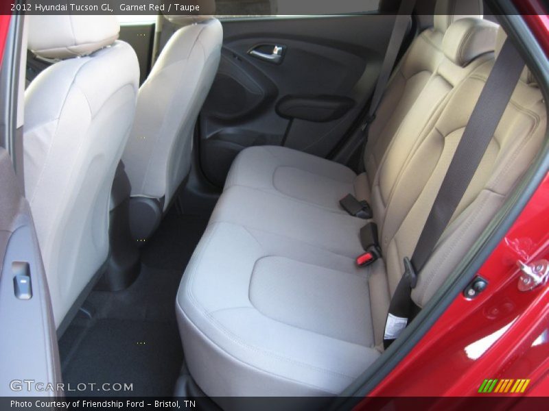 Garnet Red / Taupe 2012 Hyundai Tucson GL