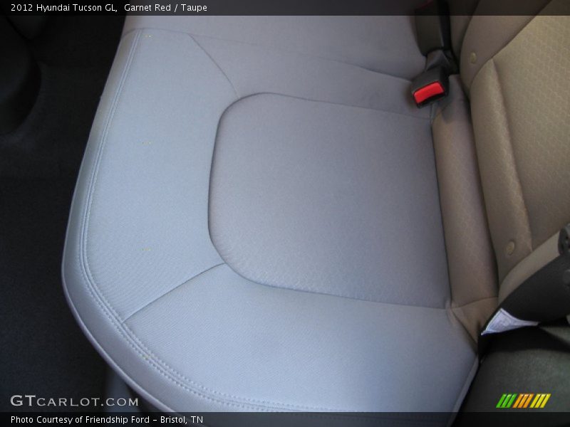 Garnet Red / Taupe 2012 Hyundai Tucson GL