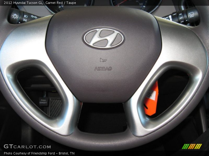 Garnet Red / Taupe 2012 Hyundai Tucson GL