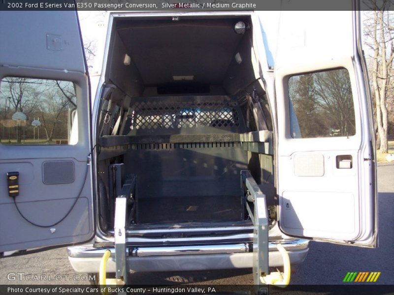Silver Metallic / Medium Graphite 2002 Ford E Series Van E350 Passenger Conversion