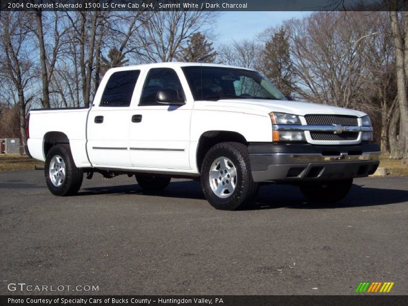 Summit White / Dark Charcoal 2004 Chevrolet Silverado 1500 LS Crew Cab 4x4