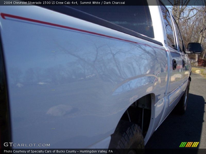 Summit White / Dark Charcoal 2004 Chevrolet Silverado 1500 LS Crew Cab 4x4