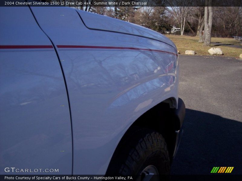 Summit White / Dark Charcoal 2004 Chevrolet Silverado 1500 LS Crew Cab 4x4
