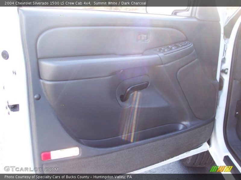 Summit White / Dark Charcoal 2004 Chevrolet Silverado 1500 LS Crew Cab 4x4