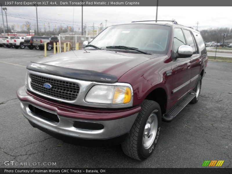 Front 3/4 View of 1997 Expedition XLT 4x4