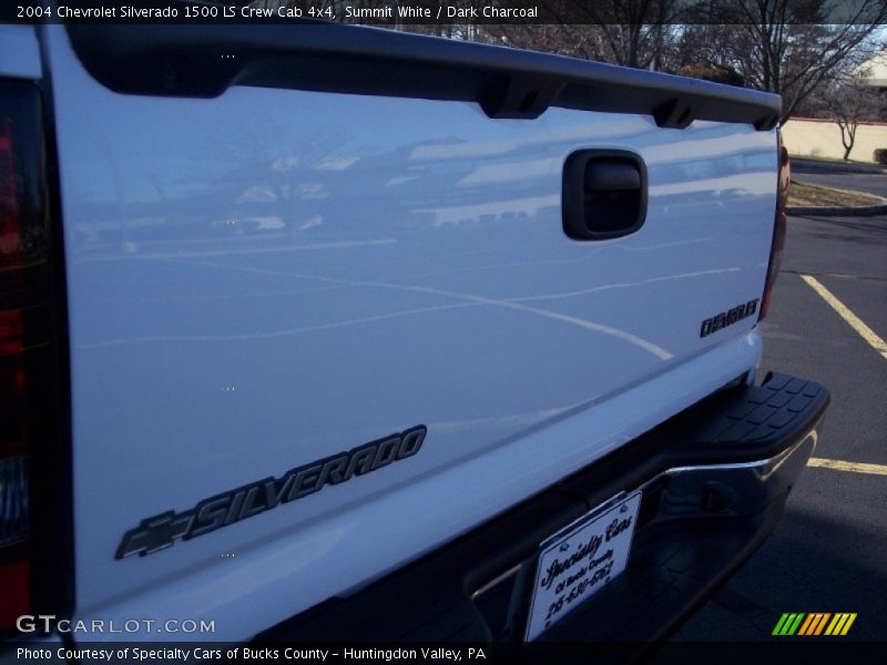 Summit White / Dark Charcoal 2004 Chevrolet Silverado 1500 LS Crew Cab 4x4