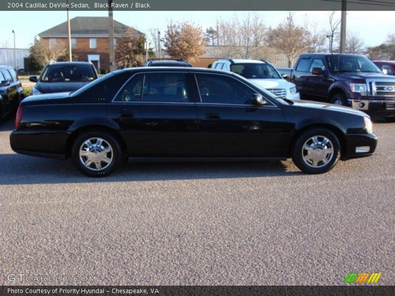 Black Raven / Black 2004 Cadillac DeVille Sedan