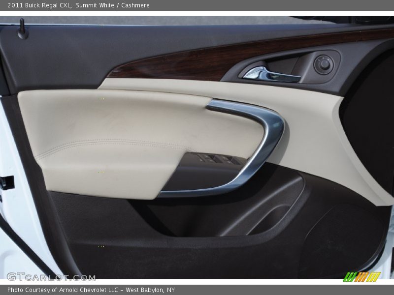 Summit White / Cashmere 2011 Buick Regal CXL