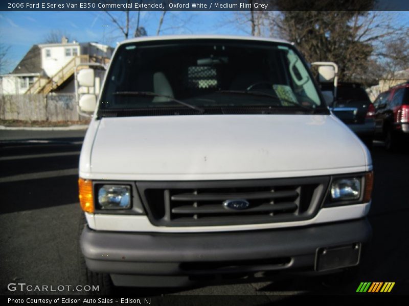 Oxford White / Medium Flint Grey 2006 Ford E Series Van E350 Commercial Extended