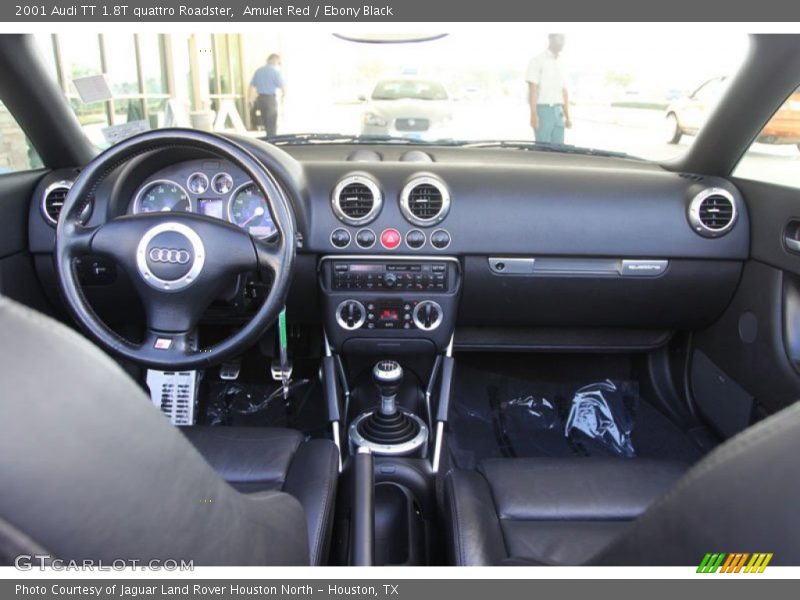 Dashboard of 2001 TT 1.8T quattro Roadster