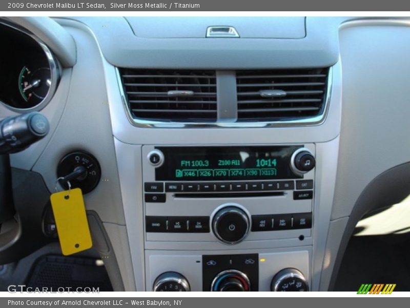 Silver Moss Metallic / Titanium 2009 Chevrolet Malibu LT Sedan