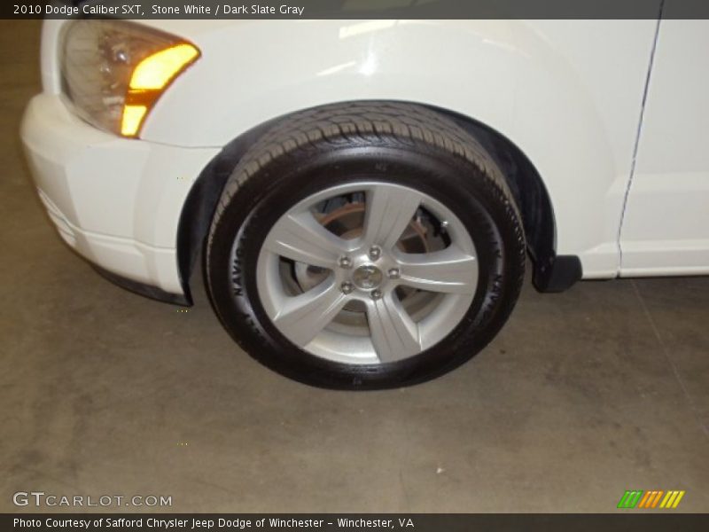 Stone White / Dark Slate Gray 2010 Dodge Caliber SXT