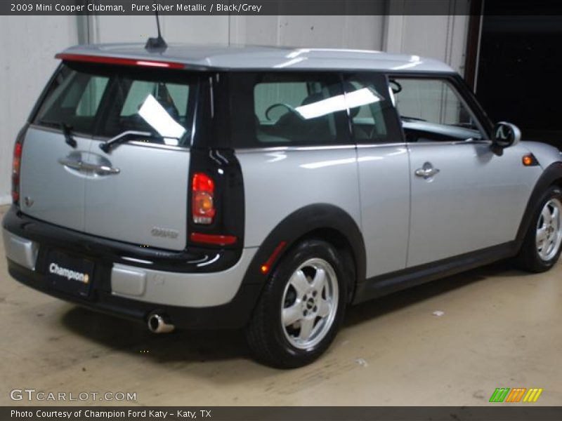 Pure Silver Metallic / Black/Grey 2009 Mini Cooper Clubman