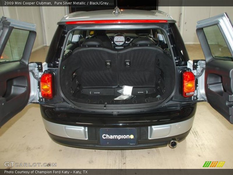 Pure Silver Metallic / Black/Grey 2009 Mini Cooper Clubman