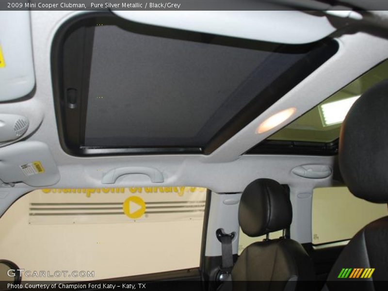 Pure Silver Metallic / Black/Grey 2009 Mini Cooper Clubman