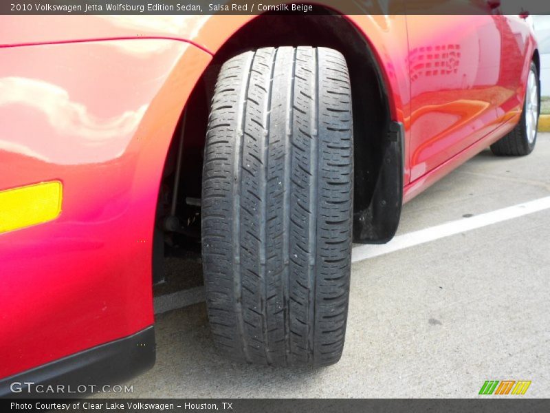 Salsa Red / Cornsilk Beige 2010 Volkswagen Jetta Wolfsburg Edition Sedan
