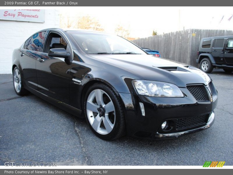 Front 3/4 View of 2009 G8 GT