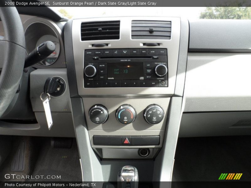 Controls of 2008 Avenger SE