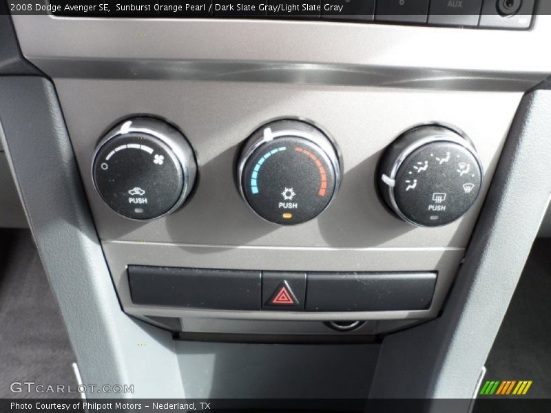 Controls of 2008 Avenger SE