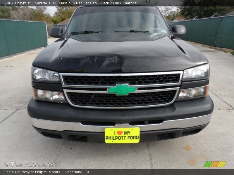 Black / Dark Charcoal 2007 Chevrolet Silverado 1500 Classic LS Regular Cab