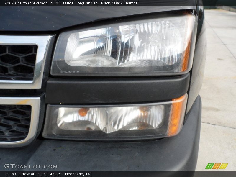 Black / Dark Charcoal 2007 Chevrolet Silverado 1500 Classic LS Regular Cab