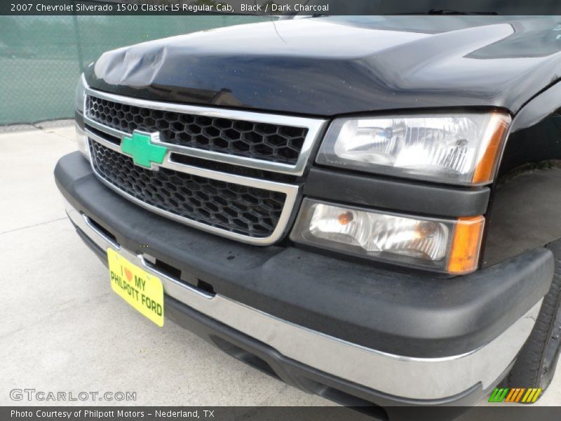 Black / Dark Charcoal 2007 Chevrolet Silverado 1500 Classic LS Regular Cab