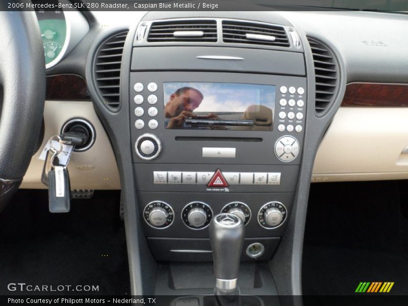 Controls of 2006 SLK 280 Roadster