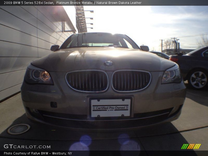 Platinum Bronze Metallic / Natural Brown Dakota Leather 2009 BMW 5 Series 528xi Sedan