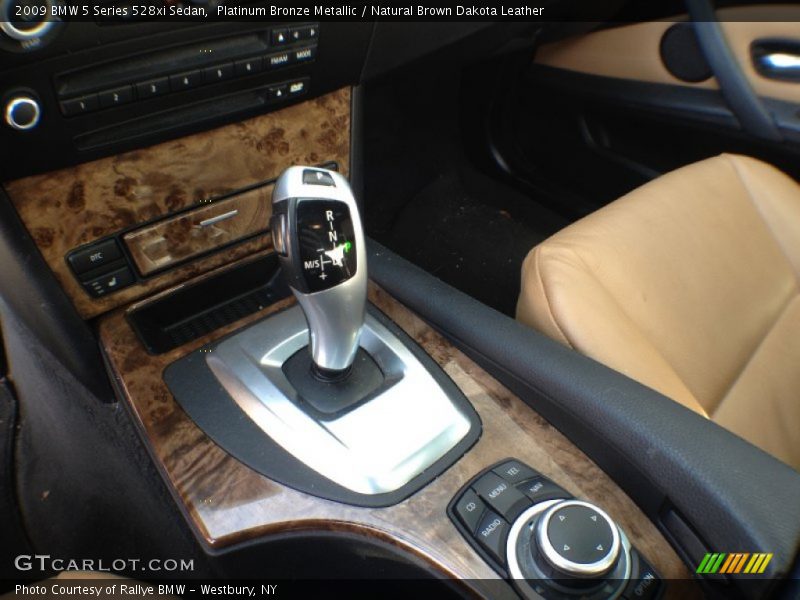 Platinum Bronze Metallic / Natural Brown Dakota Leather 2009 BMW 5 Series 528xi Sedan