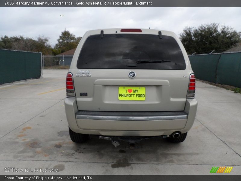 Gold Ash Metallic / Pebble/Light Parchment 2005 Mercury Mariner V6 Convenience