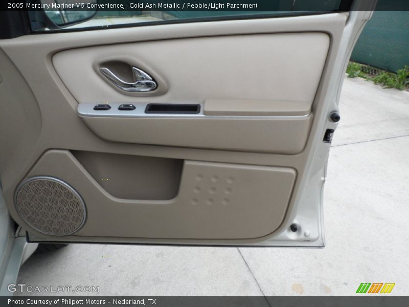 Door Panel of 2005 Mariner V6 Convenience