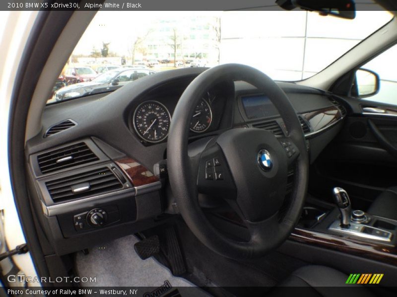 Alpine White / Black 2010 BMW X5 xDrive30i