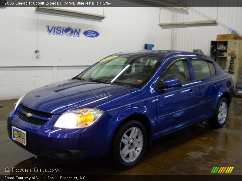Arrival Blue Metallic / Gray 2005 Chevrolet Cobalt LS Sedan