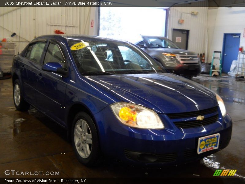 Arrival Blue Metallic / Gray 2005 Chevrolet Cobalt LS Sedan