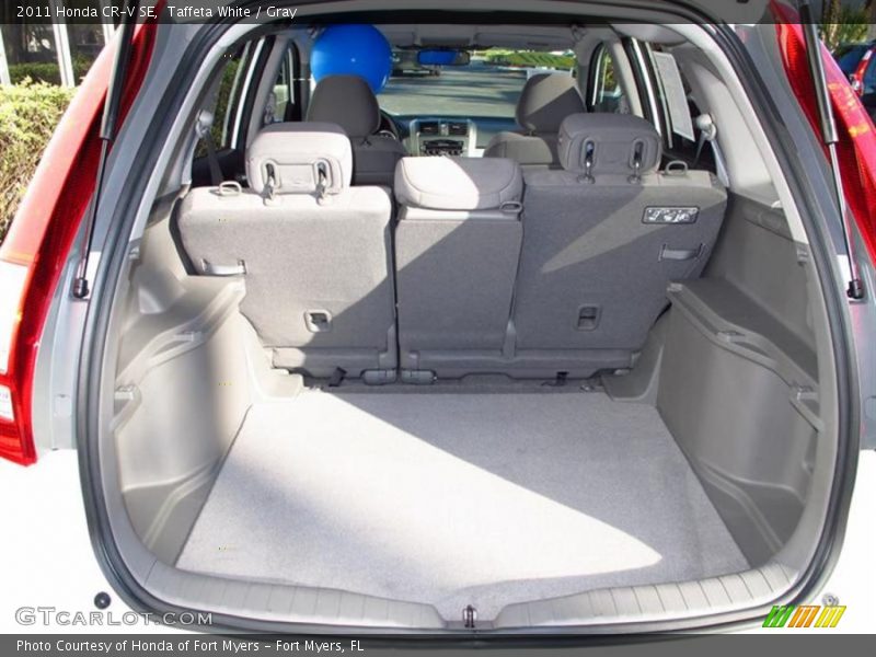 Taffeta White / Gray 2011 Honda CR-V SE
