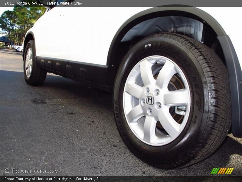Taffeta White / Gray 2011 Honda CR-V SE