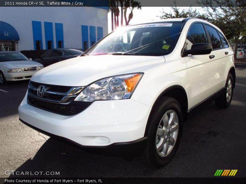 Taffeta White / Gray 2011 Honda CR-V SE