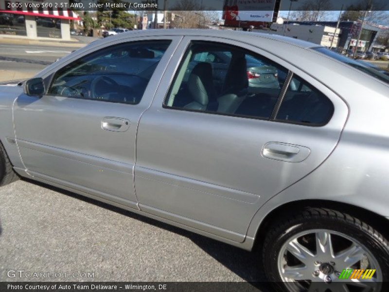 Silver Metallic / Graphite 2005 Volvo S60 2.5T AWD