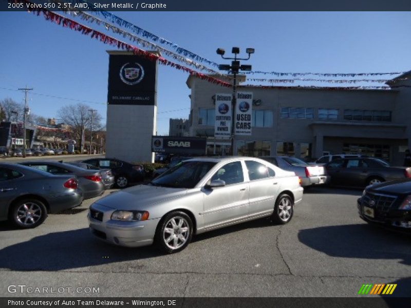 Silver Metallic / Graphite 2005 Volvo S60 2.5T AWD