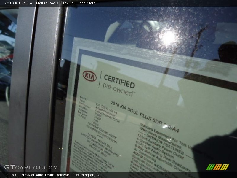 Molten Red / Black Soul Logo Cloth 2010 Kia Soul +