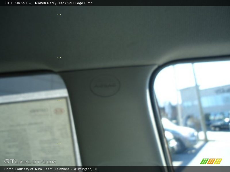 Molten Red / Black Soul Logo Cloth 2010 Kia Soul +