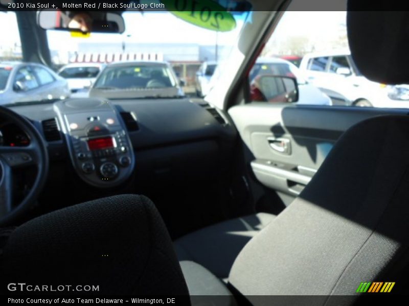 Molten Red / Black Soul Logo Cloth 2010 Kia Soul +