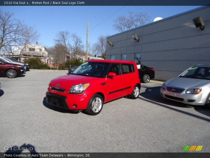 Molten Red / Black Soul Logo Cloth 2010 Kia Soul +