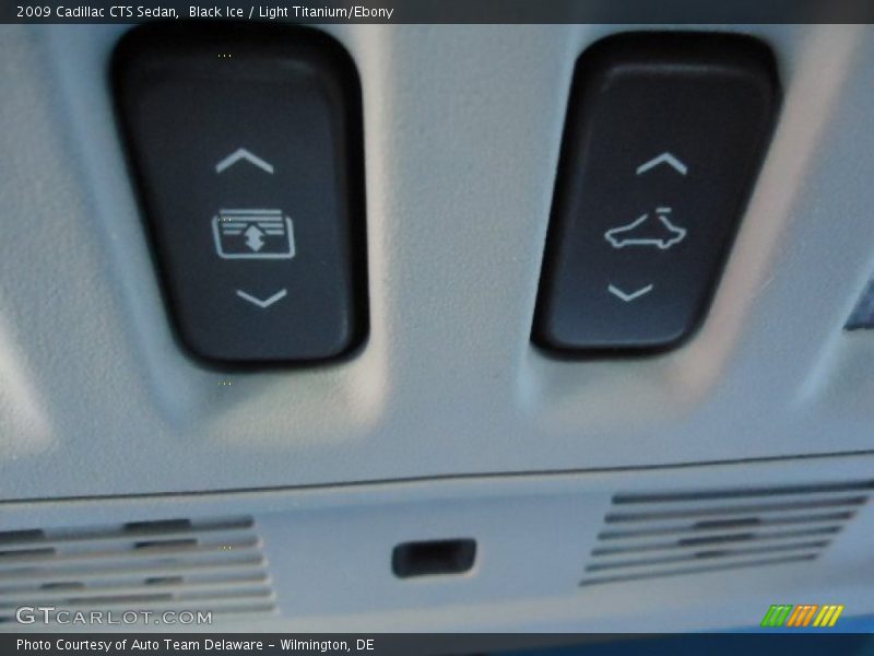 Black Ice / Light Titanium/Ebony 2009 Cadillac CTS Sedan