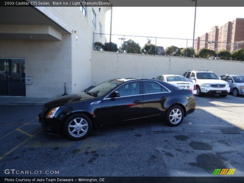 Black Ice / Light Titanium/Ebony 2009 Cadillac CTS Sedan