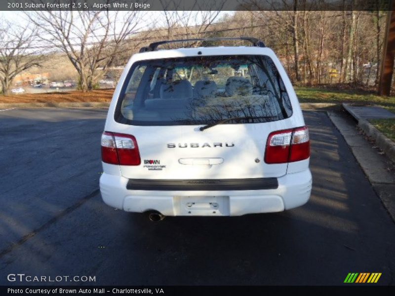 Aspen White / Beige 2001 Subaru Forester 2.5 S