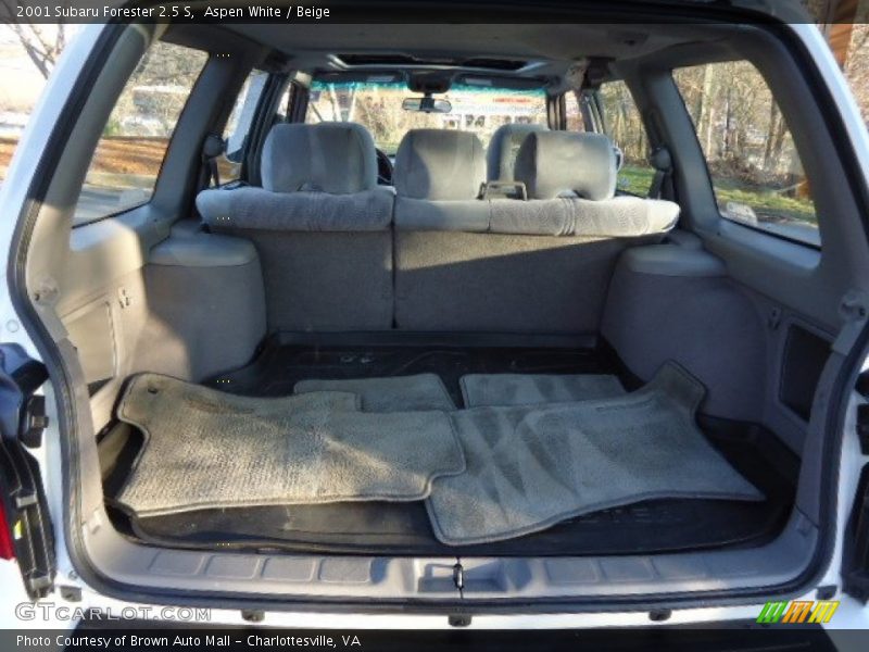 Aspen White / Beige 2001 Subaru Forester 2.5 S